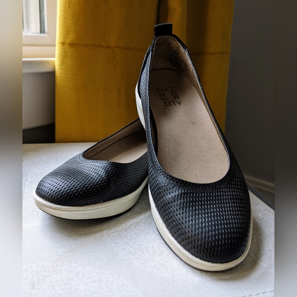 Naturalizer Slip-on Ballet Sneakers, Black, Sz 7